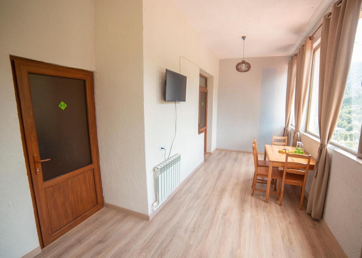 Popock Dilijan 1 Hotel Ngoại thất bức ảnh